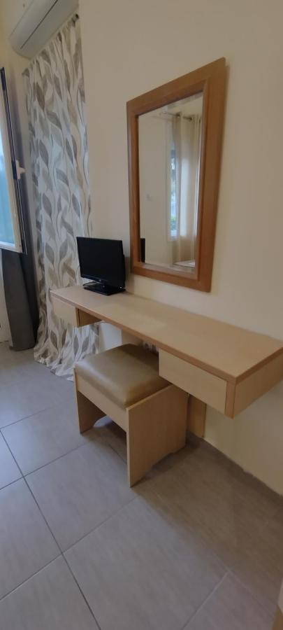 Sweetmar Guestrooms-Ground Floor Kos-Stadt Exterior foto